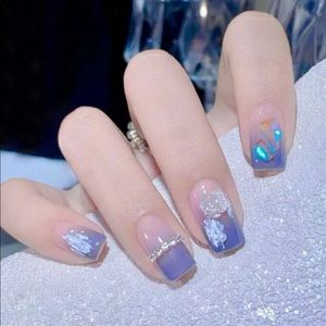 Fake nails
